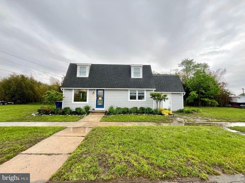 935 Radio Rd, LITTLE EGG HARBOR TWP, NJ, 08087-1601 | Card Image