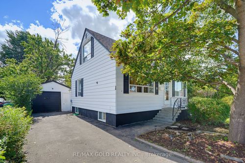 23 Pleasantview Ave, Brampton, ON, L6X1W5 | Card Image