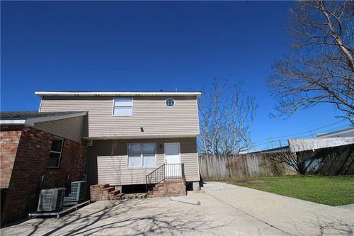 229 Oak Ave, Harahan, LA, 70123-4038 | Card Image