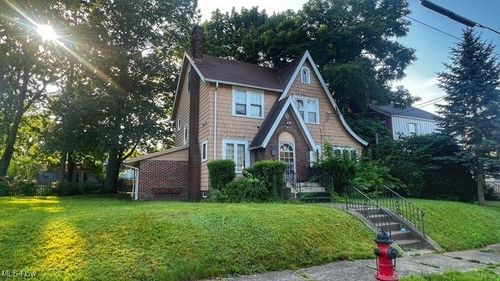 1624 Vassar Avenue Nw, Canton, OH, 44703 | Card Image