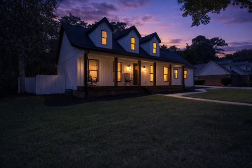 1313 English Ln, Athens, TN, 37303-4075 | Card Image