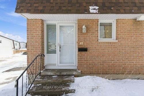 65-837 Eastvale Dr, Ottawa, ON, K1J7T5 | Card Image