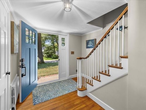 38 Cottage Ln, Weymouth, MA, 02188-2107 | Card Image