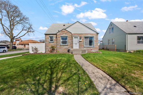 13750 Kingston Street, Oak Park, MI, 48237 | Card Image