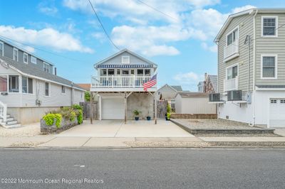 236 4th Avenue, House other with 3 bedrooms, 1 bathrooms and null parking in Manasquan NJ | Image 1