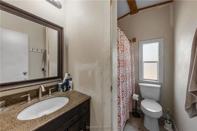 7465 River Oaks Dr, House other with 3 bedrooms, 2 bathrooms and null parking in Iola TX | Image 23