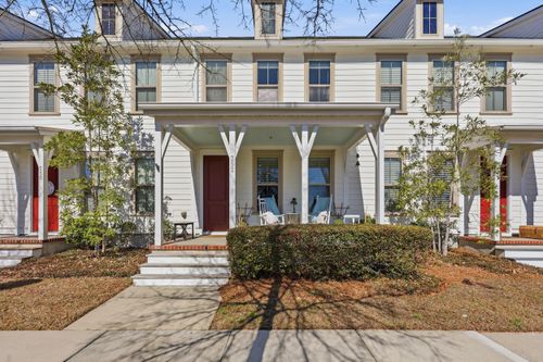 252 Oak Park St, Summerville, SC, 29486-8260 | Card Image