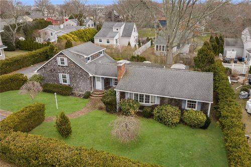 30 Maywood Rd, Narragansett, RI, 02882-1423 | Card Image