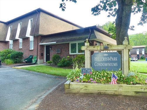35d-20 Lawrence Ave, South Hadley, MA, 01075-2921 | Card Image