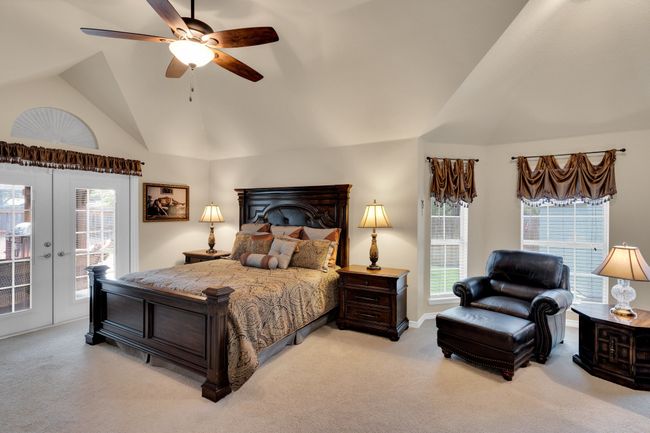 French doors leading to patio | Image 18