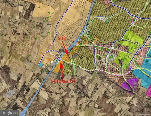 349 Town Run Ln, STEPHENS CITY, VA, 22655-5323 | Card Image