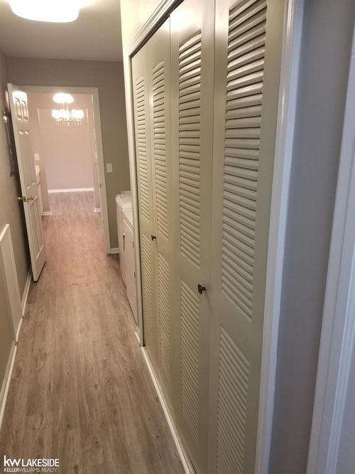 56429 Scotland Blvd, Shelby Township, MI, 48316-5042 | Card Image