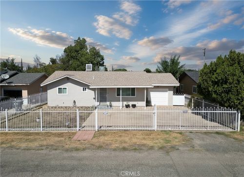 6800 Helton St, Winton, CA, 95388 | Card Image