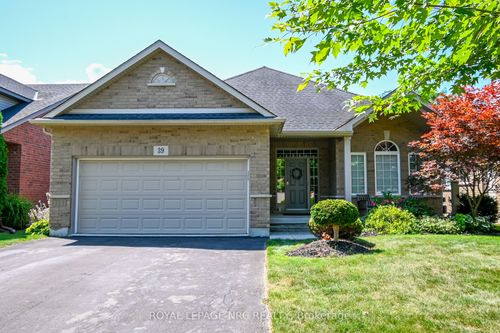 39 Loretta Dr, Virgil, ON, L0S1T0 | Card Image