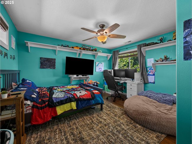 12255 Se Mapleleaf Ct, House other with 4 bedrooms, 3 bathrooms and 2 parking in Clackamas OR | Image 32