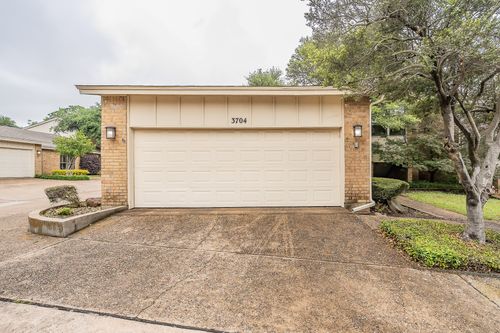 3704 Hulen Park Dr, Fort Worth, TX, 76109-3309 | Card Image