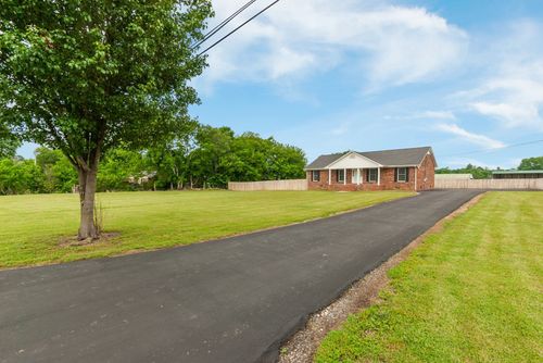 1664 Fishing Ford Rd, Belfast, TN, 37019-2054 | Card Image