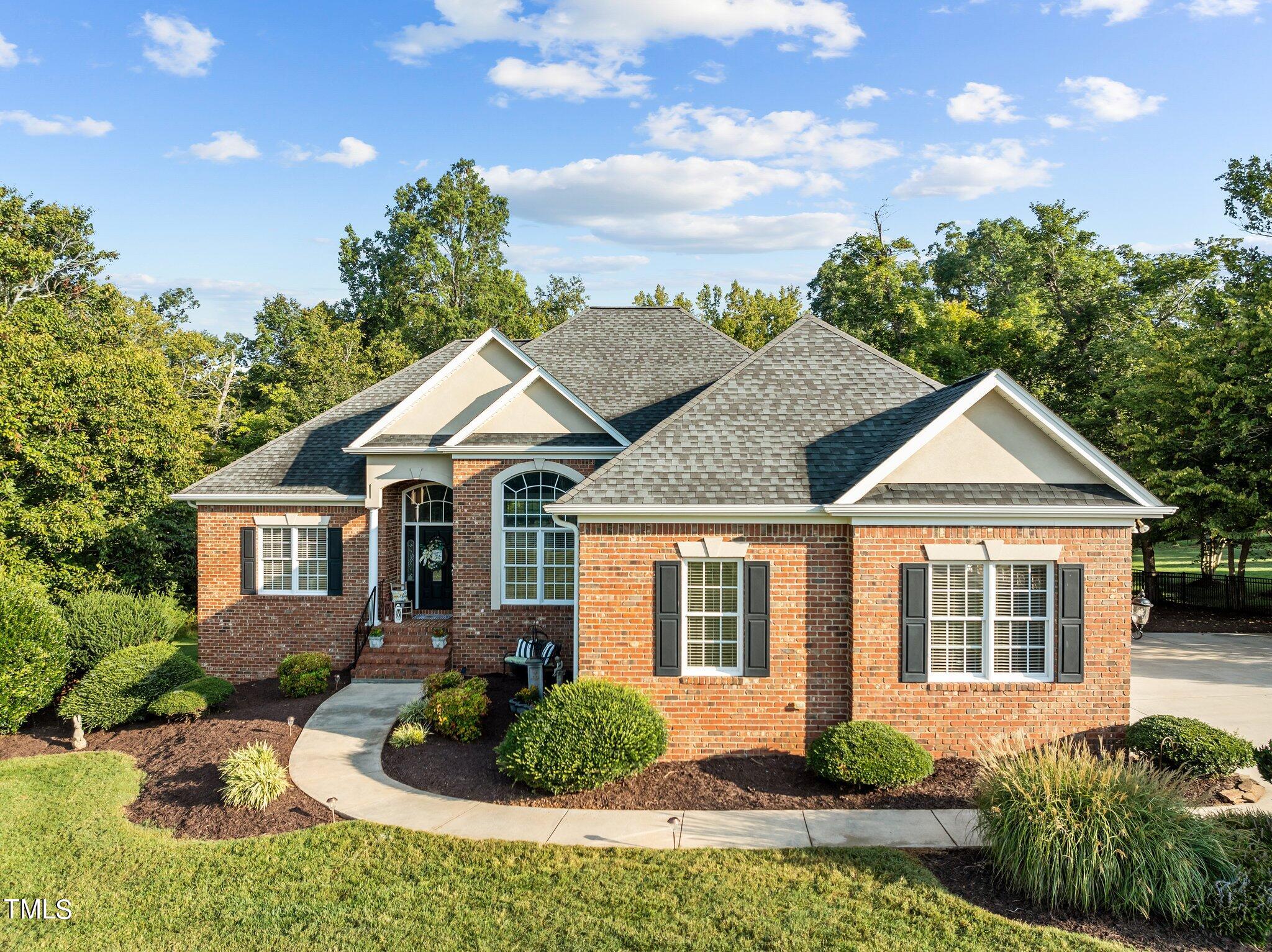 Shelly Graham Dr, Graham, NC 27253
