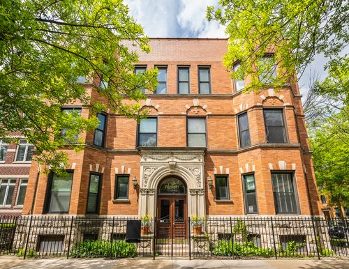 1s-3762 N Fremont St, Chicago, IL, 60613-7487 | Card Image