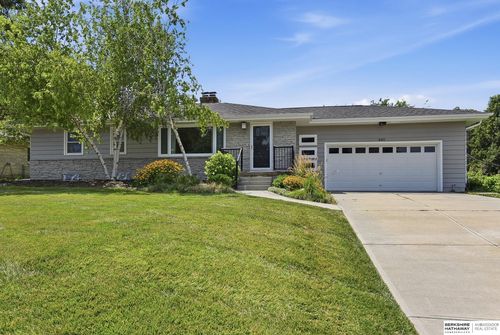 440 S 84th St, Omaha, NE, 68114-4406 | Card Image