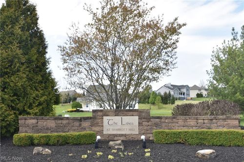 1482 Lake Front Blvd, North Lima, OH, 44452-8583 | Card Image
