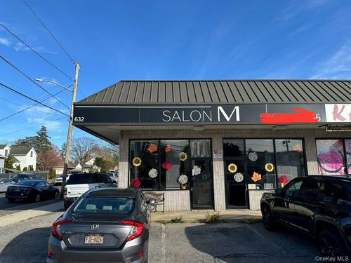 632 Broadway, Massapequa, NY, 11758-5029 | Card Image