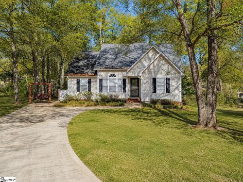 921 Hollyhock Ct, Boiling Springs, SC, 29316-5421 | Card Image