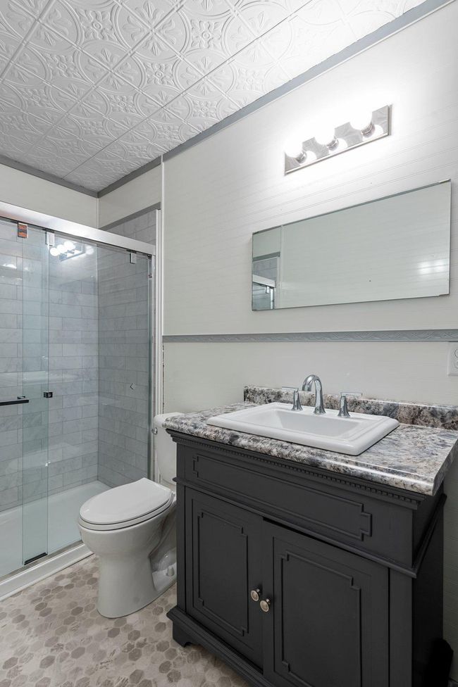 1472 16th Ave SE - Bathroom-Lower | Image 26