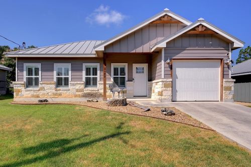 2442 Candlelight Dr, Canyon Lake, TX, 78133-3754 | Card Image