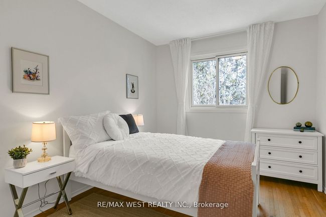 81 - 60 Hanson Rd, Condo with 3 bedrooms, 3 bathrooms and 1 parking in Mississauga ON | Image 13