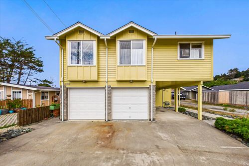 335 C St, Fields Landing, CA, 95537 | Card Image