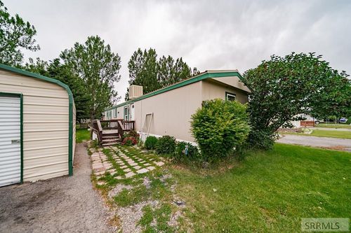 2125 Whispering Pines Dr, Idaho Falls, ID, 83401-1401 | Card Image
