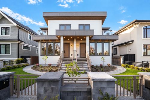 2455 W 10th Ave, Vancouver, BC, V6K2J4 | Card Image