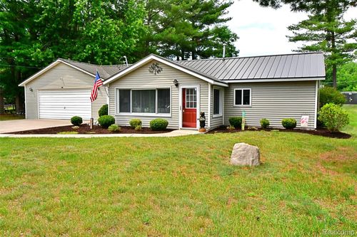 9611 Monroe Road, Richfield Township, MI, 48656 | Card Image