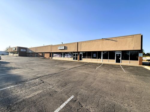 32210 W 8 Mile Rd, Farmington Hills, MI, 48336-5100 | Card Image