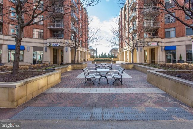 UNIT-851 - 3650 S Glebe Rd, Condo with 2 bedrooms, 2 bathrooms and null parking in ARLINGTON VA | Image 48