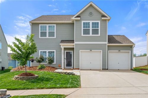 5803 Springer Dr, Greensboro, NC, 27405-8309 | Card Image