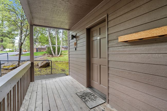 26-front porch-R17 | Image 26