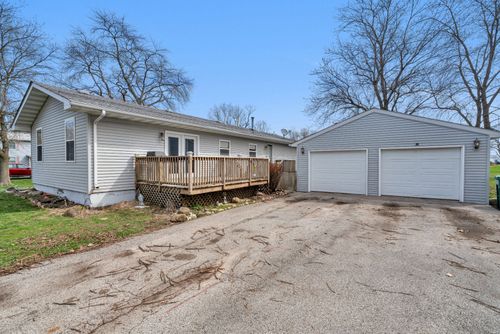 685 W Perry St, Carbon Hill, IL, 60416-9781 | Card Image