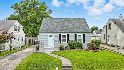 3021 Fairview St, Anderson, IN, 46016-5929 | Card Image