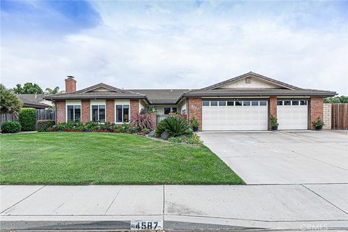 4587 Monaco Ct, Santa Maria, CA, 93455-4074 | Card Image