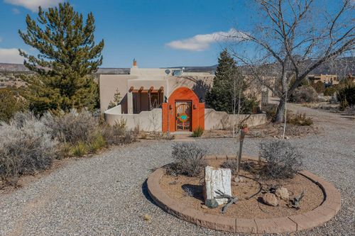 6384 Hoochaneetsa Blvd, Cochiti Lake, NM, 87083-6028 | Card Image