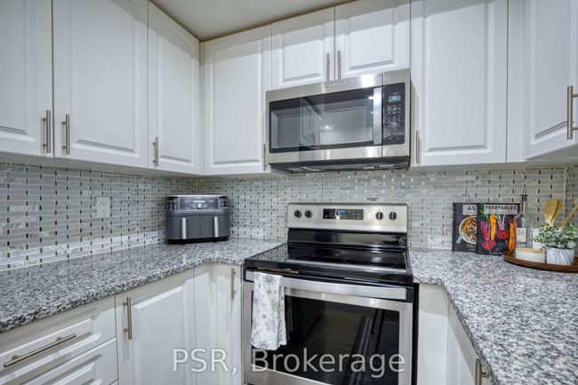 345 - 500 Kingbird Grove, Condo with 3 bedrooms, 3 bathrooms and null parking in Scarborough ON | Image 11