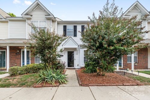 11643 Retriever Way, Charlotte, NC, 28269-3406 | Card Image