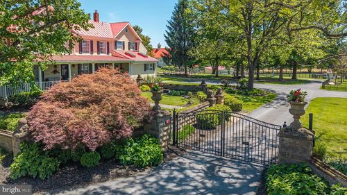 38527 Rickard Rd, LOVETTSVILLE, VA, 20180-3113 | Card Image
