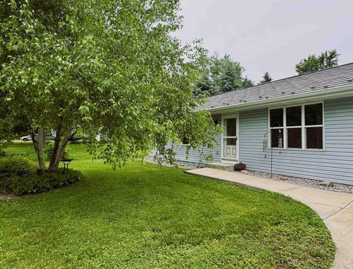 1321 E Road 1, Edgerton, WI, 53534-8736 | Card Image