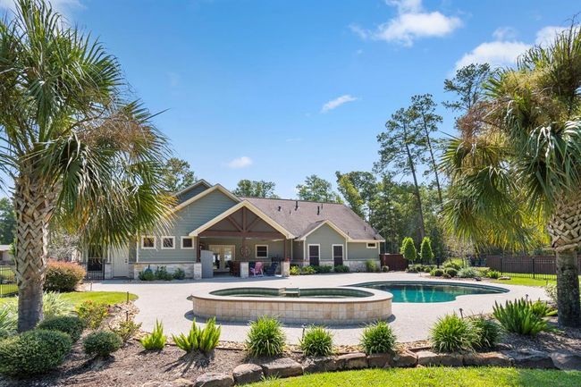 20585 Highway 146 N, Home with 3 bedrooms, 3 bathrooms and 3 parking in Liberty TX | Image 20