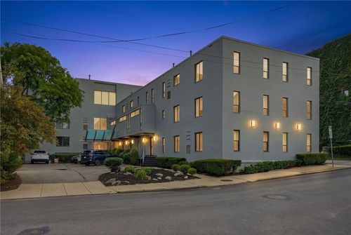 g1-5708 Walnut St, Shadyside, PA, 15232-2542 | Card Image
