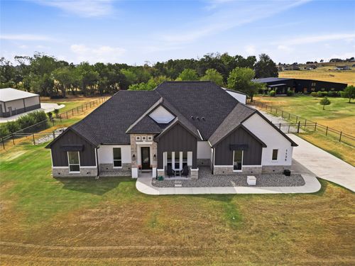 1135 Paradise Pkwy, Poolville, TX, 76487-1530 | Card Image