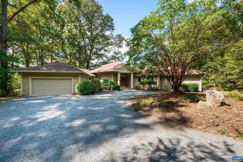 477 Gidsville Rd, Amherst, VA, 24521-5200 | Card Image